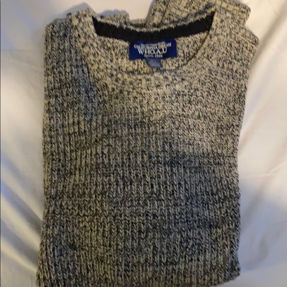 WHO.A.U crew neck sweater.